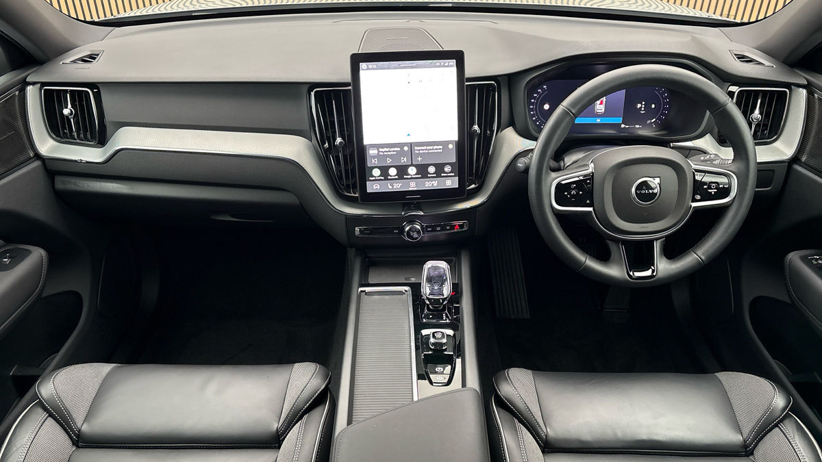 Volvo XC60 Image 12