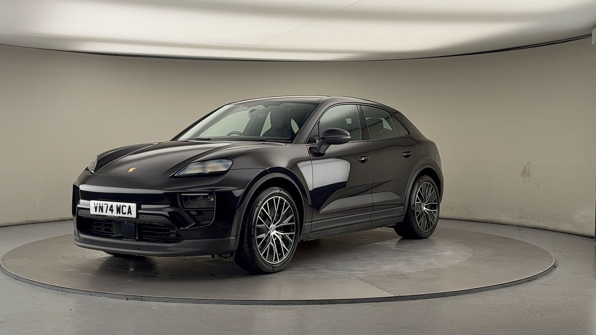 More views of Porsche Macan