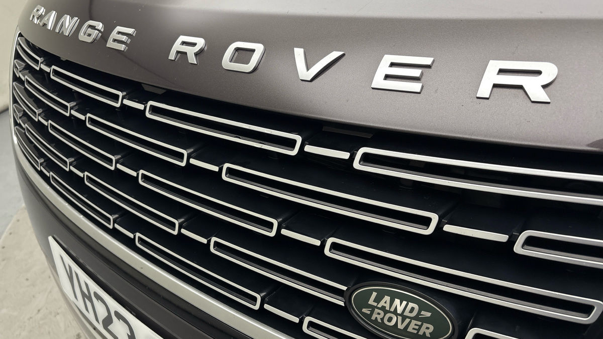 Land Rover Range Rover Image 24
