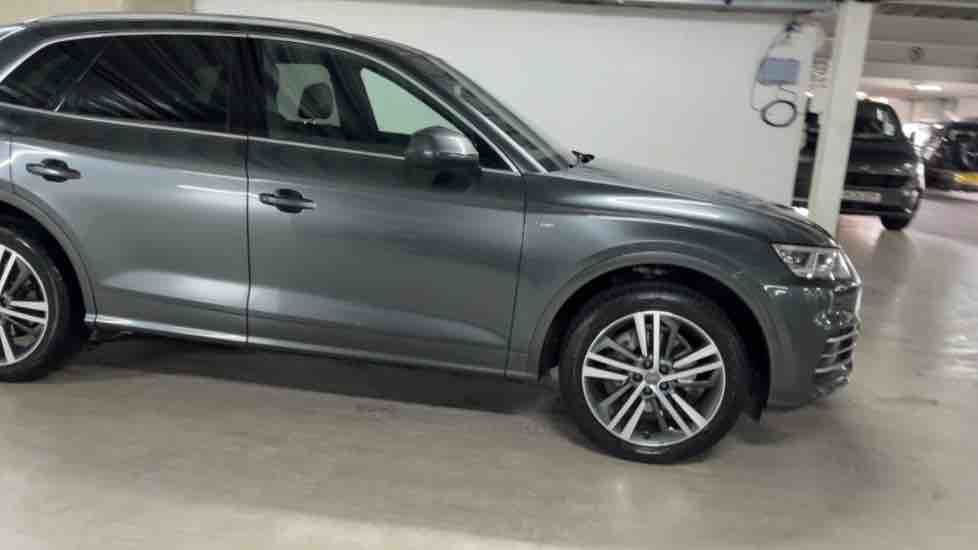 More views of Audi Q5