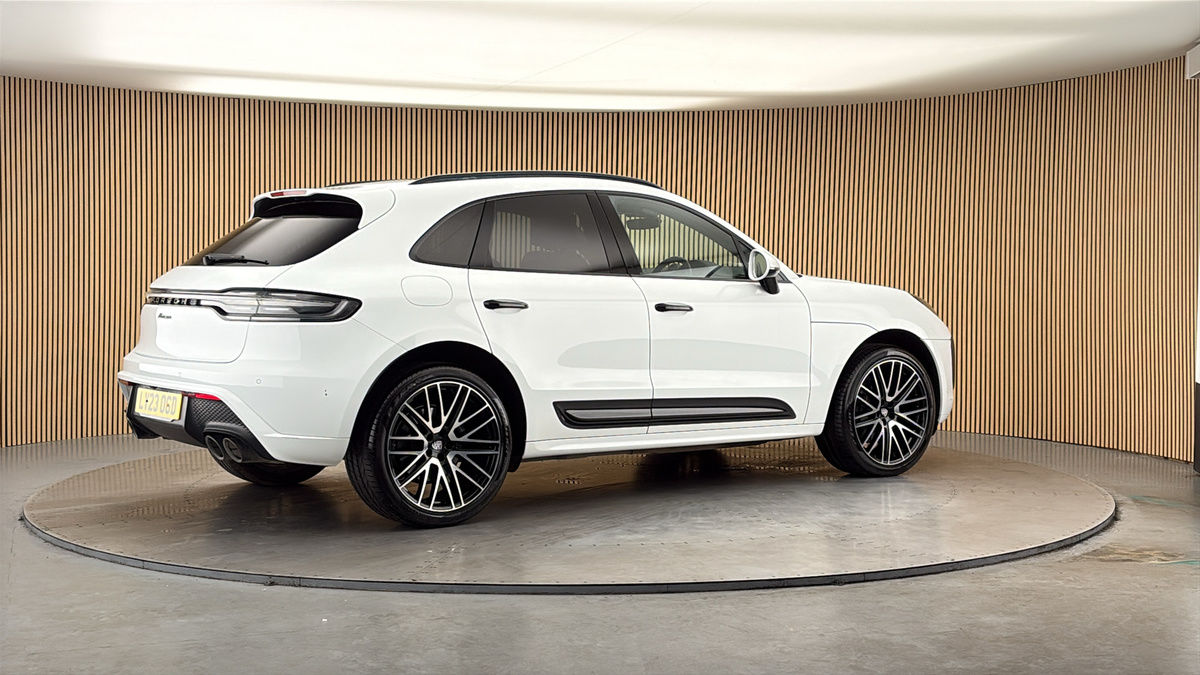 More views of Porsche Macan