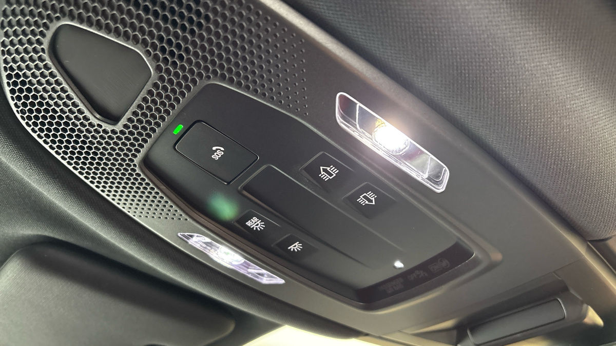 Porsche Cayenne Image 33