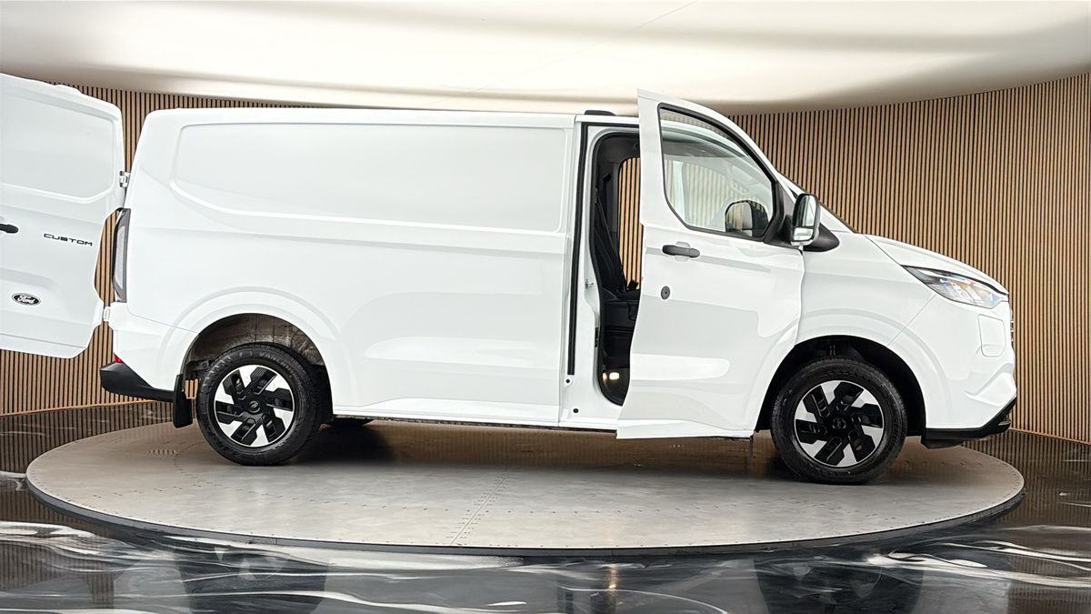 More views of Ford Transit Custom