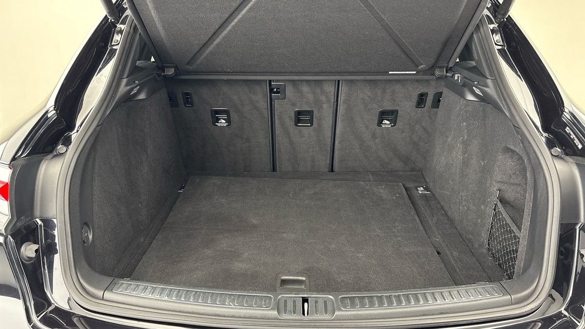 Porsche Macan Image 11