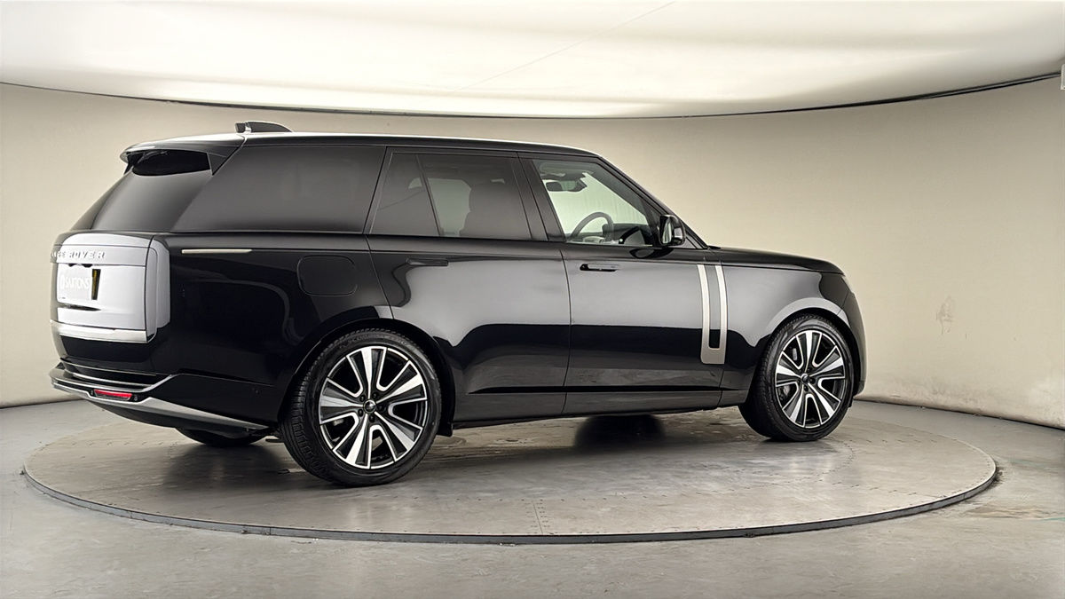 More views of Land Rover Range Rover