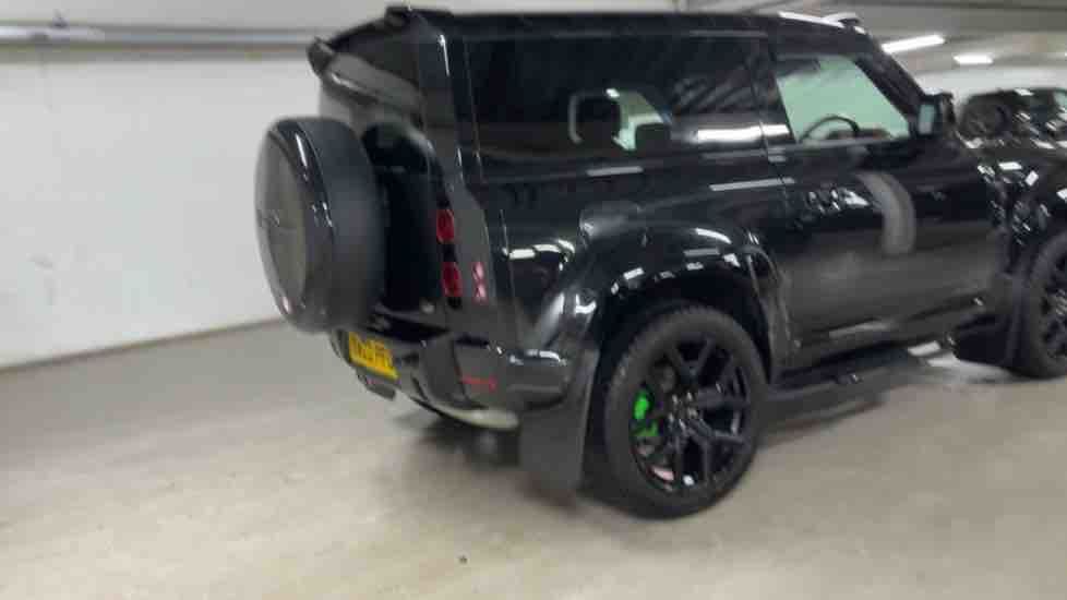 More views of Land Rover Defender 90