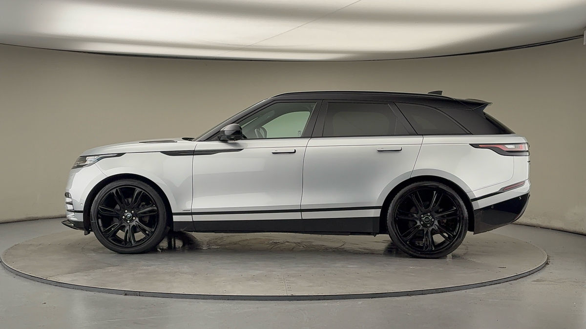 More views of Land Rover Range Rover Velar
