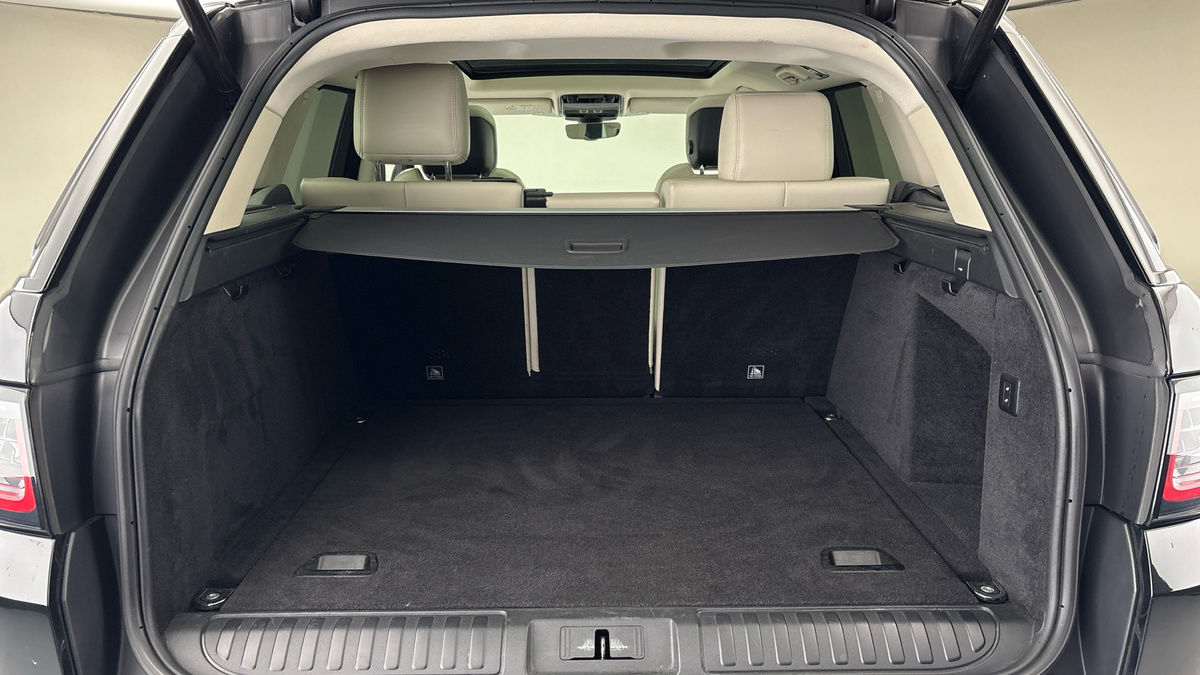 Land Rover Range Rover Sport Image 11