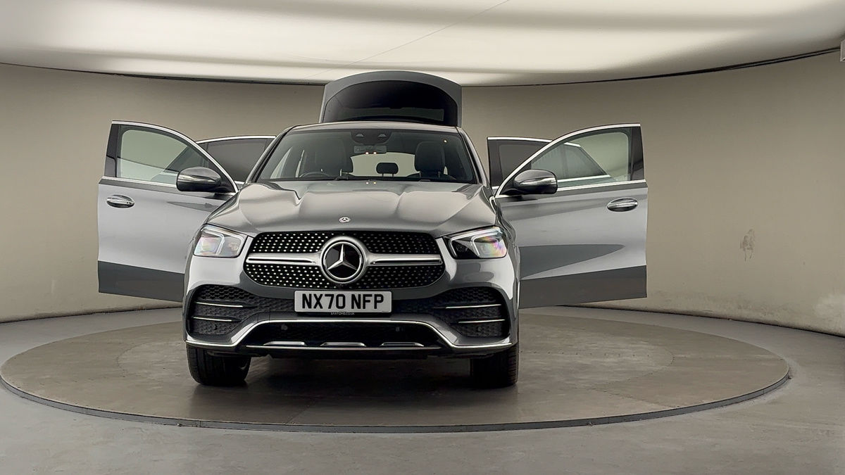 More views of Mercedes-Benz GLE