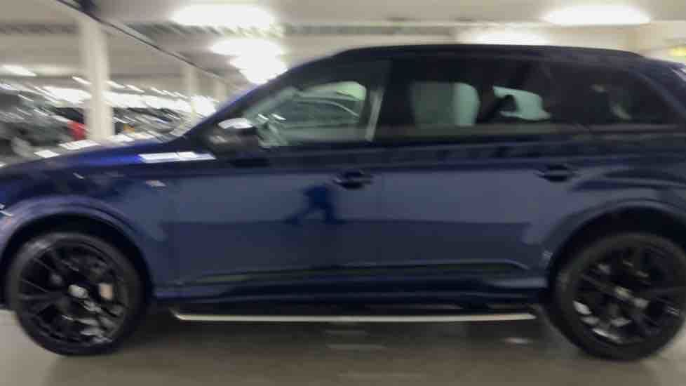 More views of Audi Q7