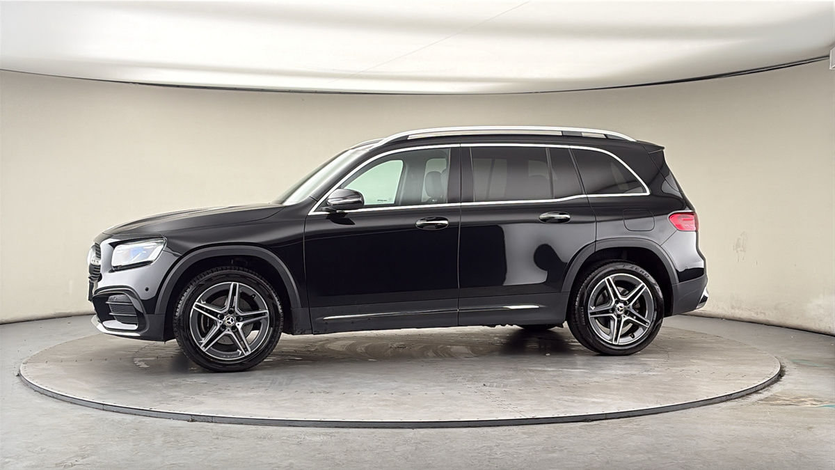 More views of Mercedes-Benz GLB