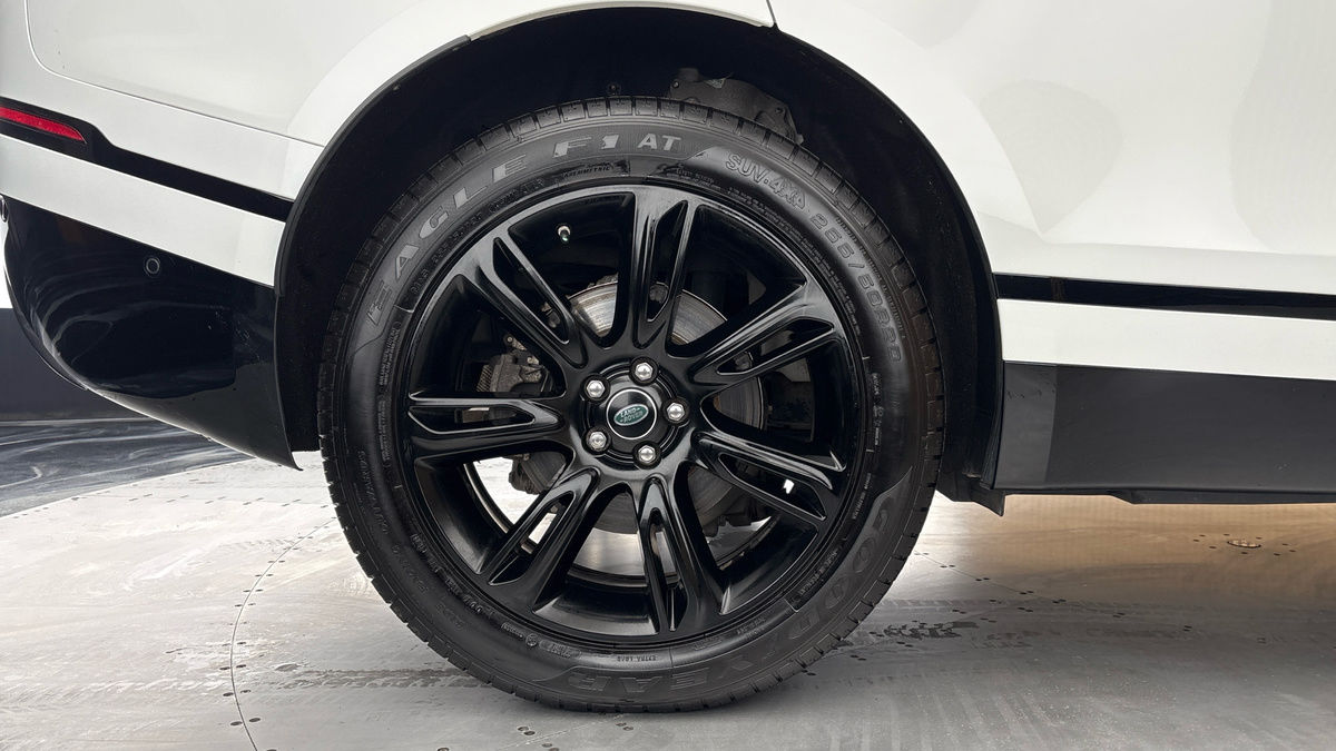 Land Rover Range Rover Velar Image 10