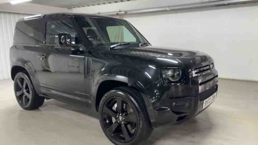 More views of Land Rover Defender 90