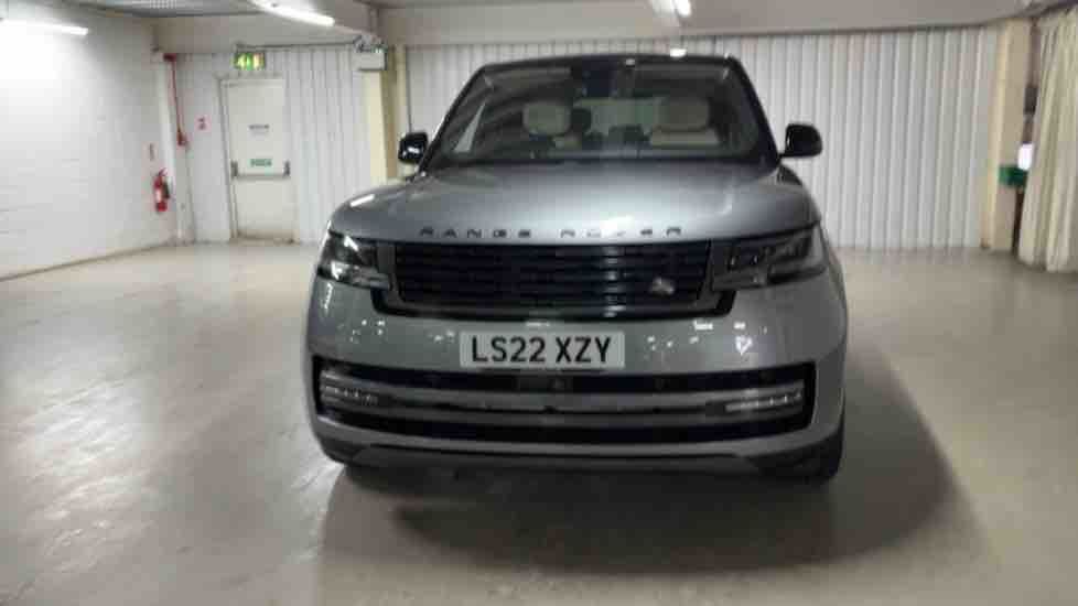 More views of Land Rover Range Rover