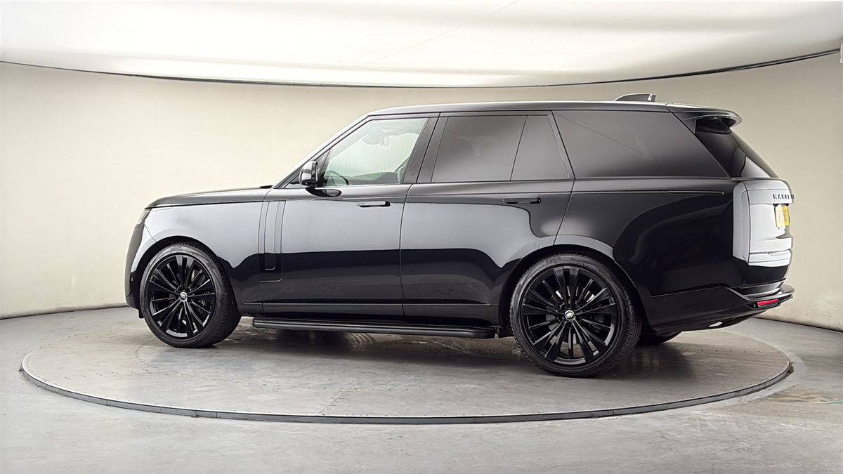 More views of Land Rover Range Rover