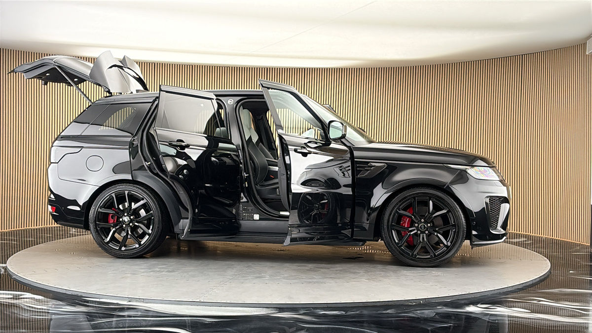 More views of Land Rover Range Rover Sport