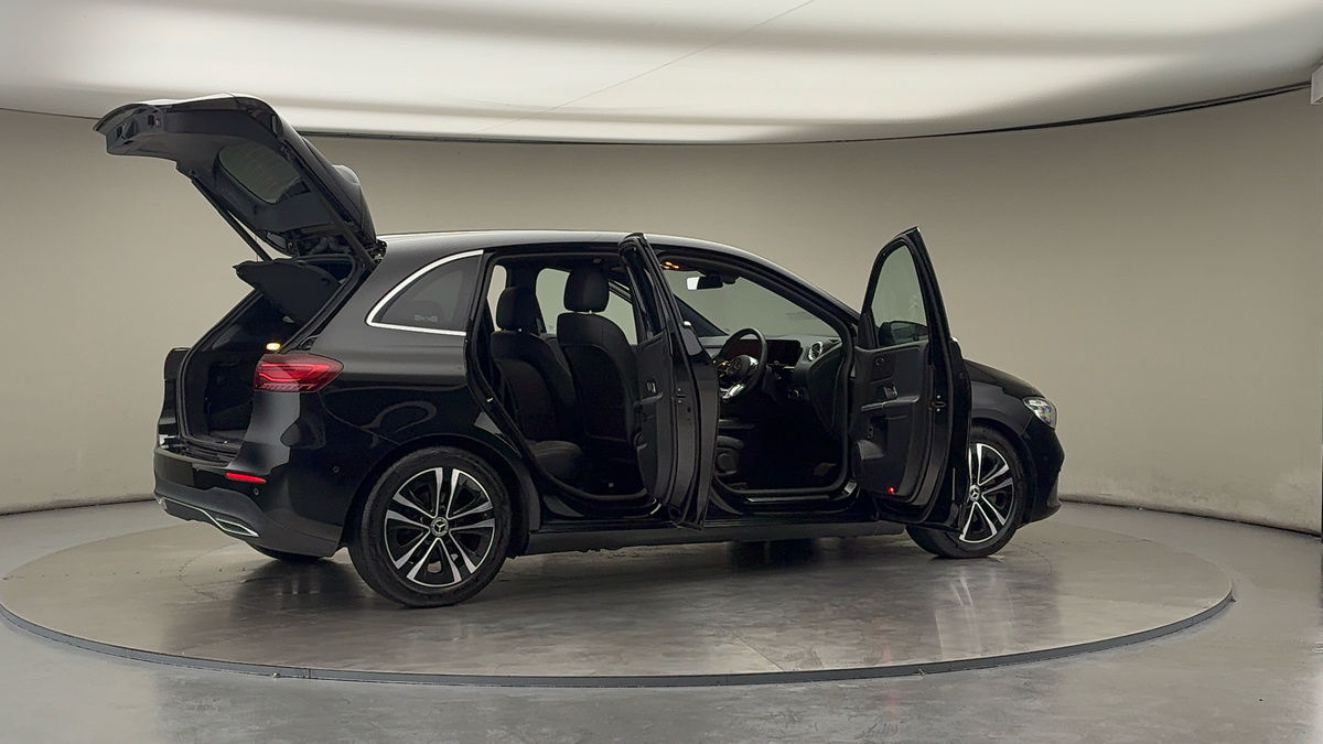 More views of Mercedes-Benz B Class