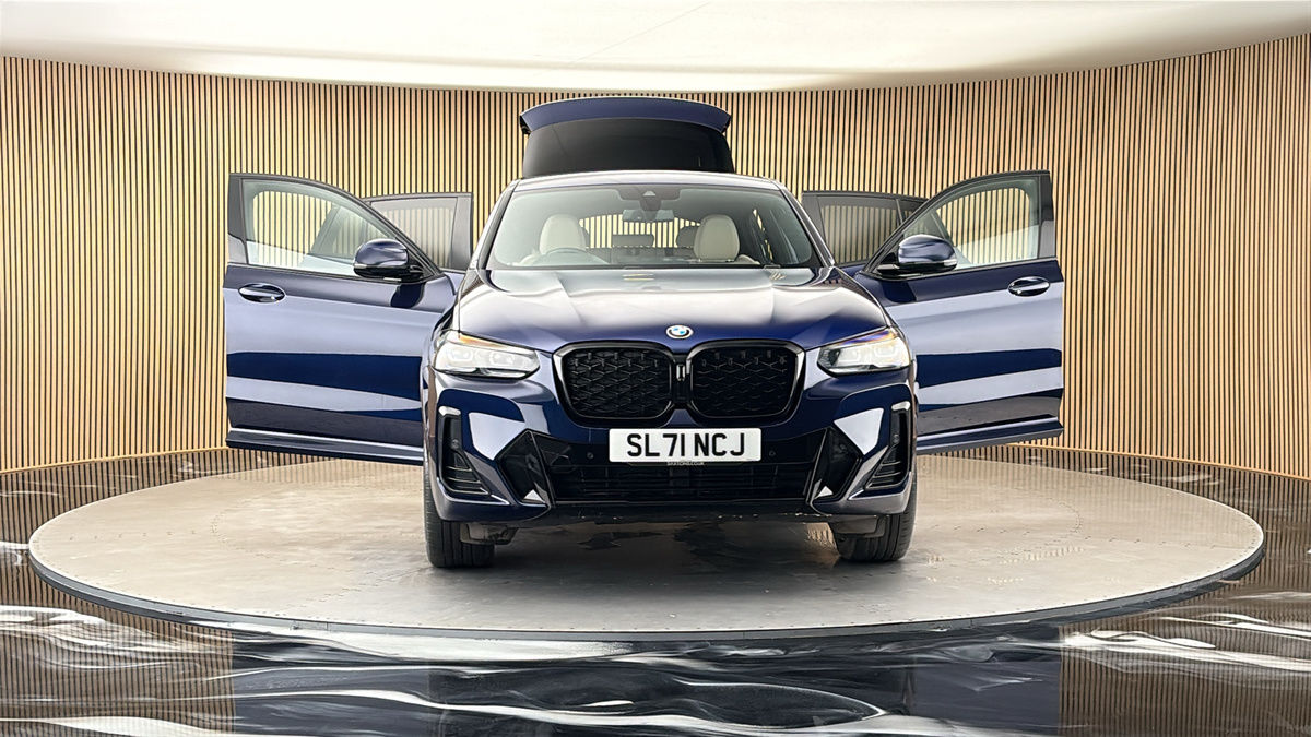 More views of BMW X4