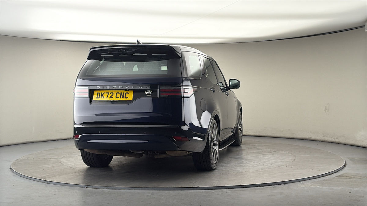 More views of Land Rover Discovery