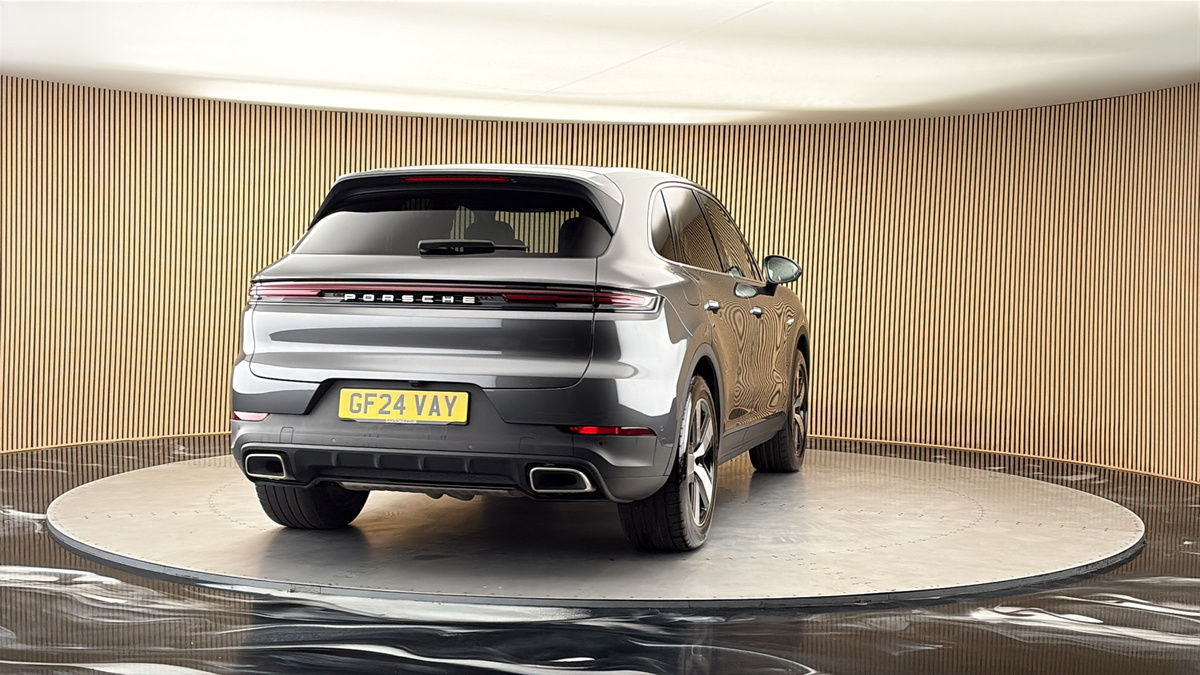 More views of Porsche Cayenne