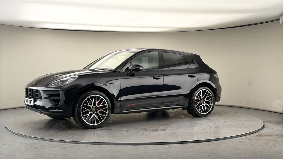 More views of Porsche Macan