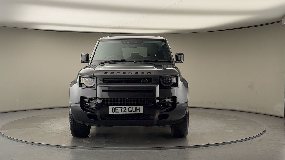 Land Rover Defender 110 Image 3