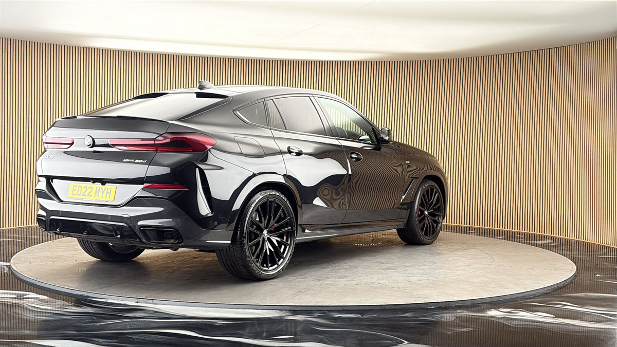 More views of BMW X6