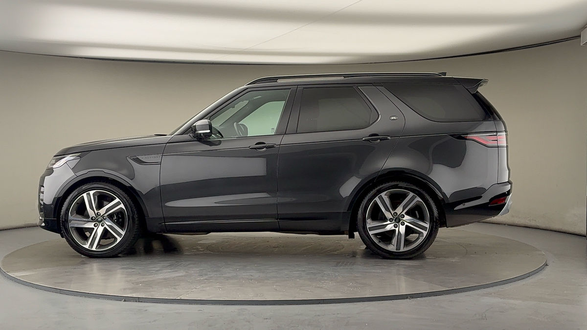 More views of Land Rover Discovery