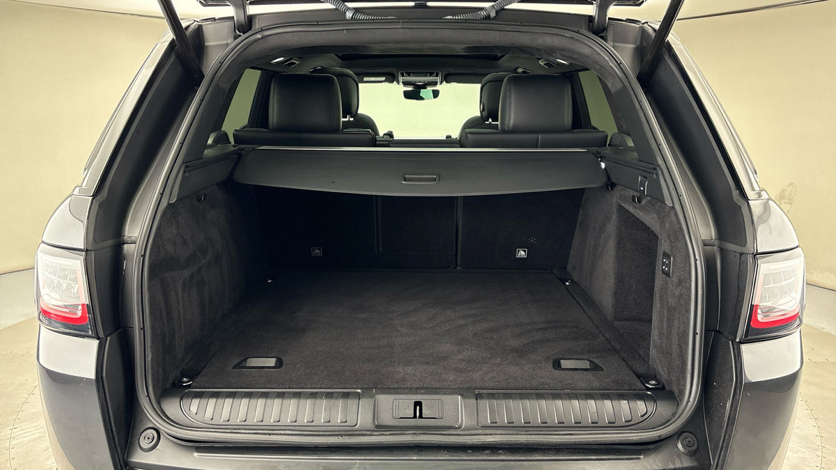 Land Rover Range Rover Sport Image 11