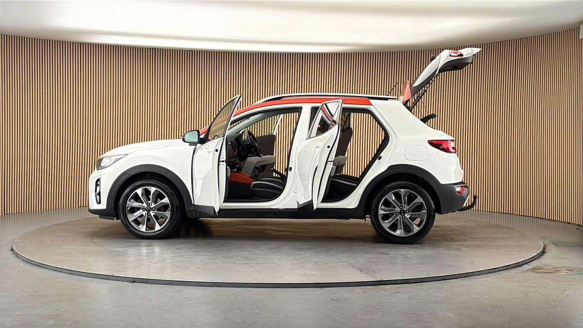 More views of Kia Stonic