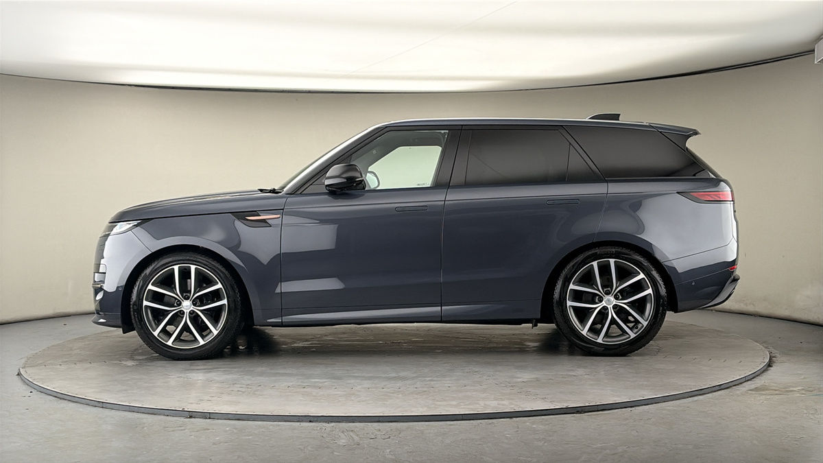 Land Rover Range Rover Sport Image 15