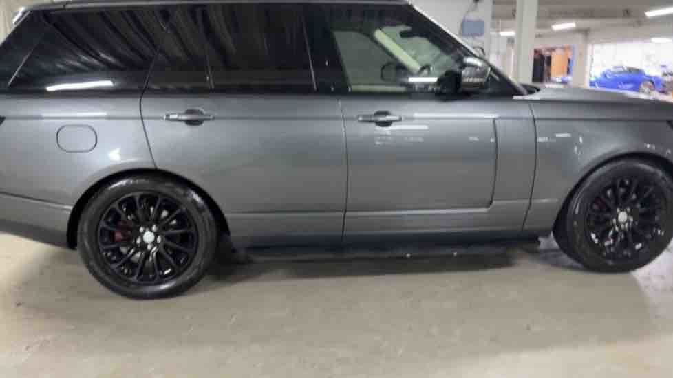 More views of Land Rover Range Rover