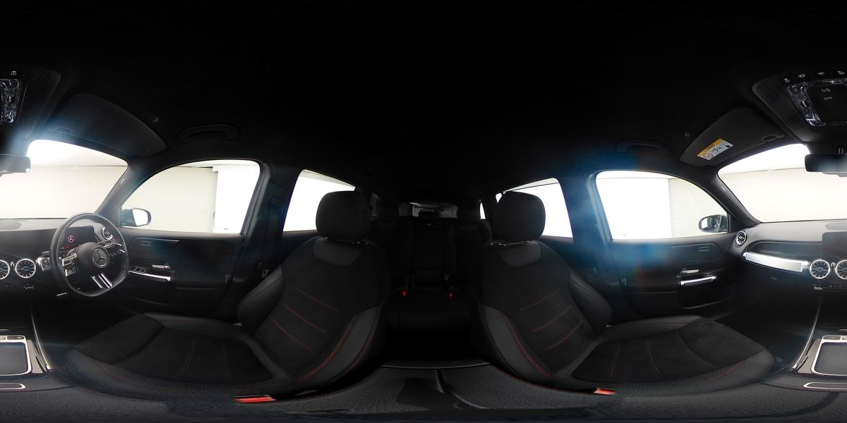 More views of Mercedes-Benz GLB