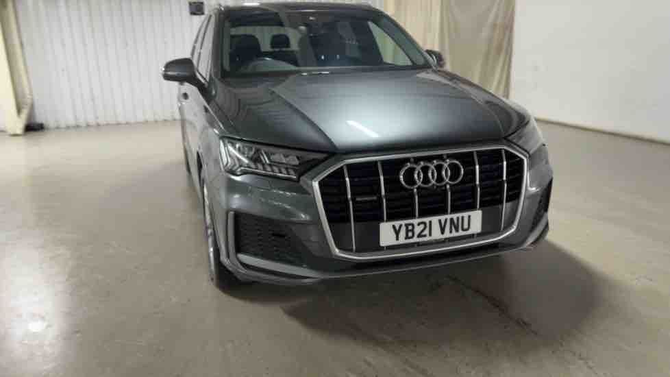 More views of Audi Q7