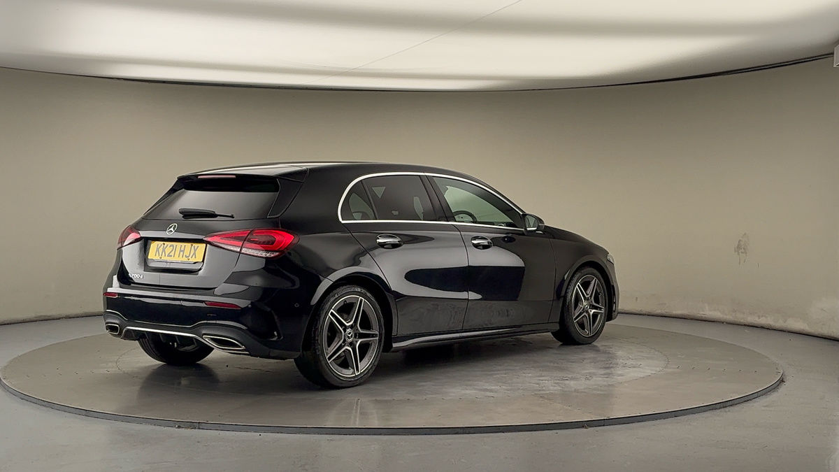 Mercedes-Benz A Class Image 21