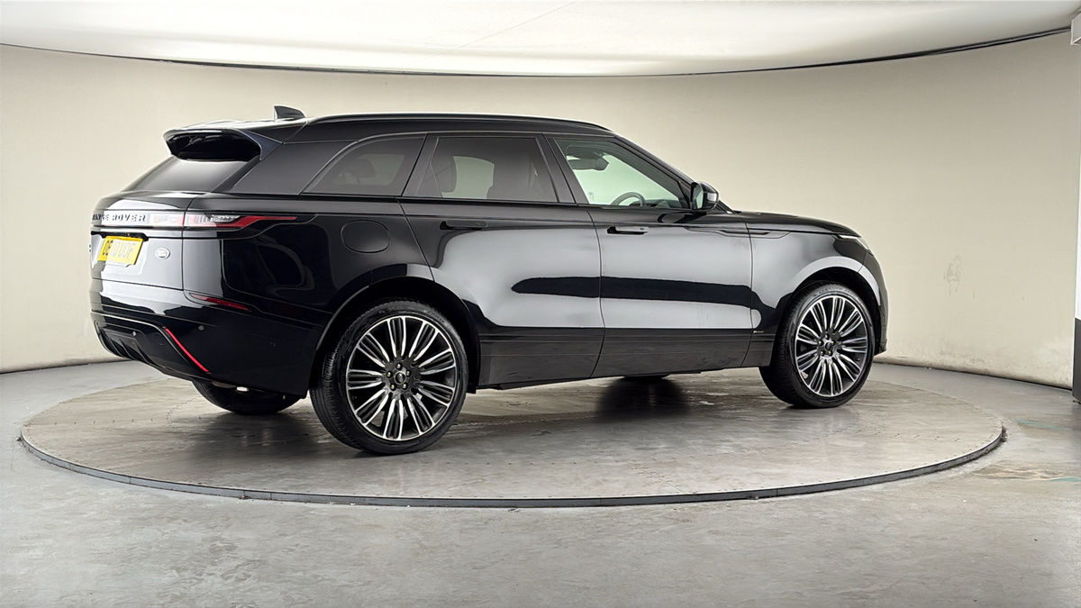 More views of Land Rover Range Rover Velar