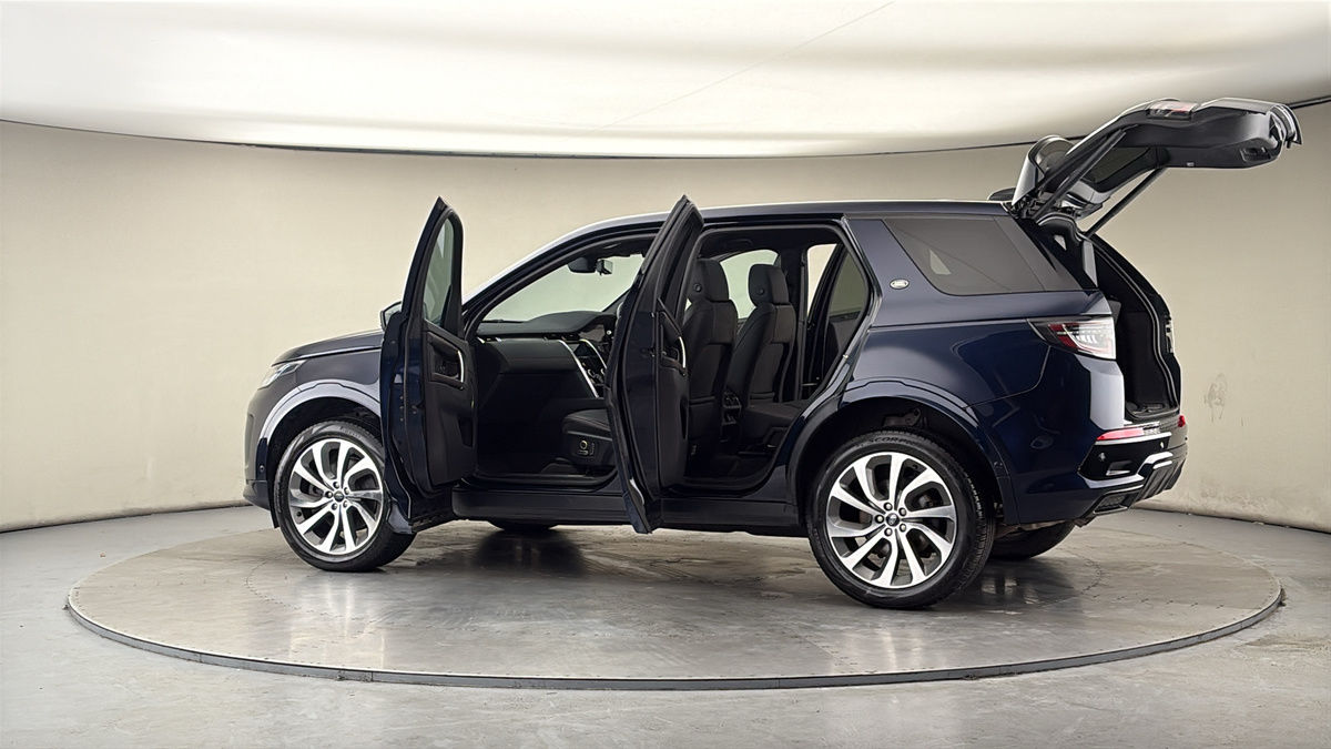 More views of Land Rover Discovery Sport