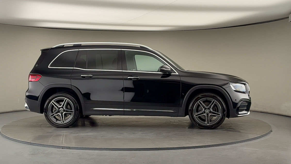 More views of Mercedes-Benz GLB