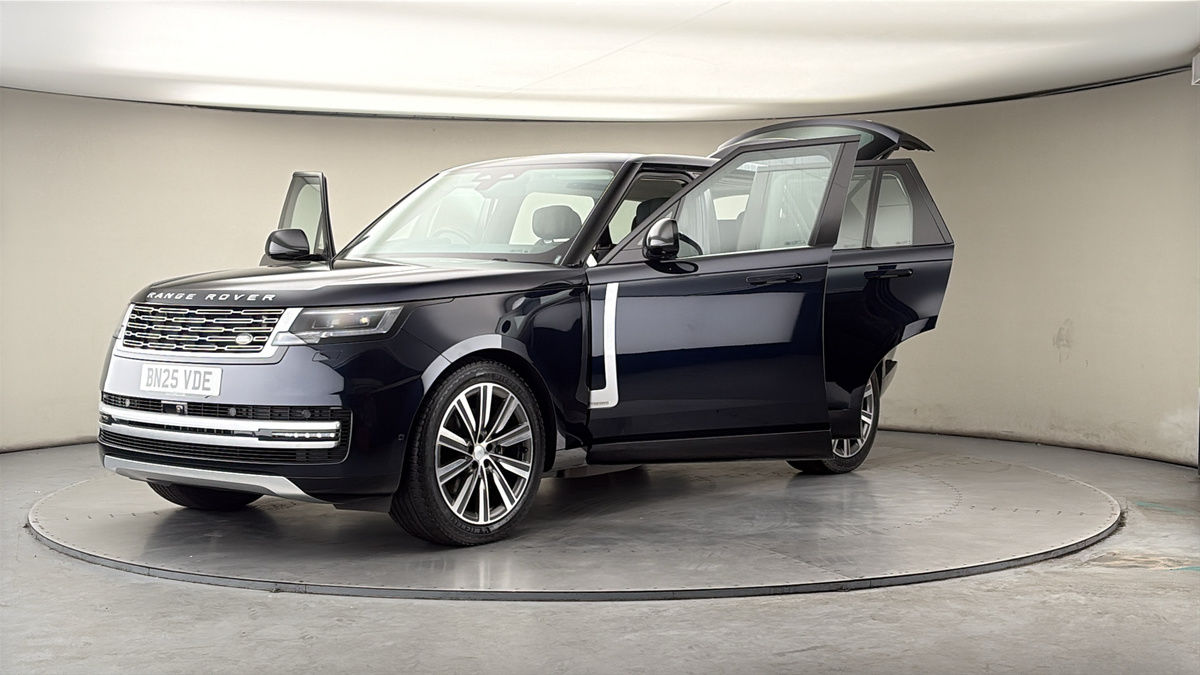 More views of Land Rover Range Rover