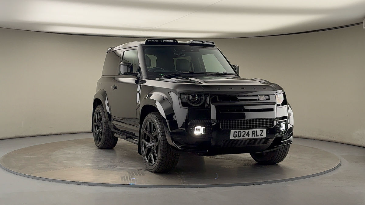 More views of Land Rover Defender 90