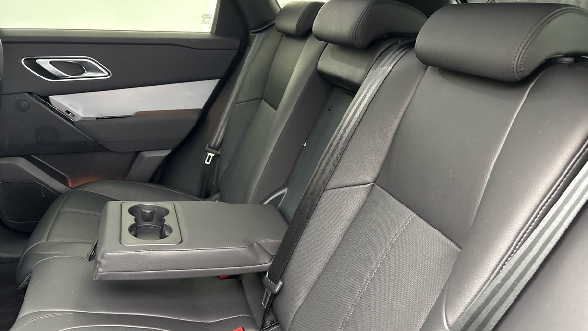 Land Rover Range Rover Velar Image 9