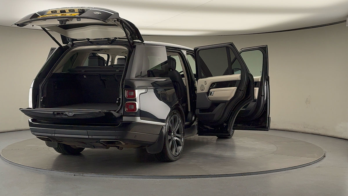 More views of Land Rover Range Rover