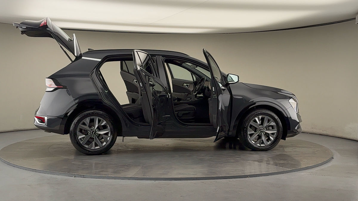 More views of Kia Sportage
