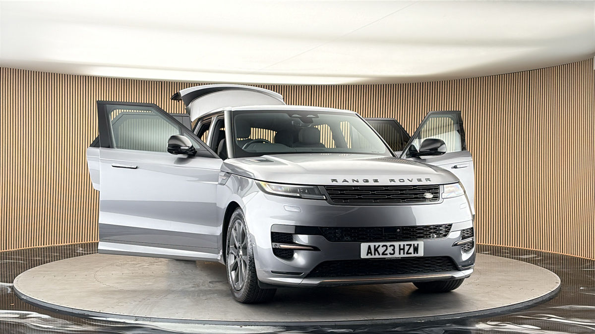 More views of Land Rover Range Rover Sport