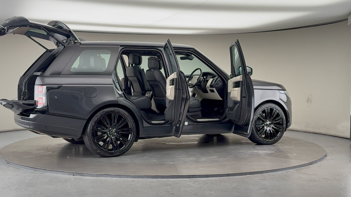 More views of Land Rover Range Rover