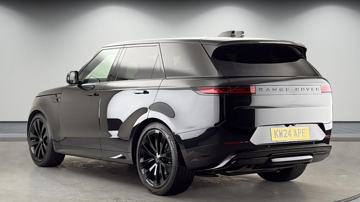Land Rover Range Rover Sport Image 2