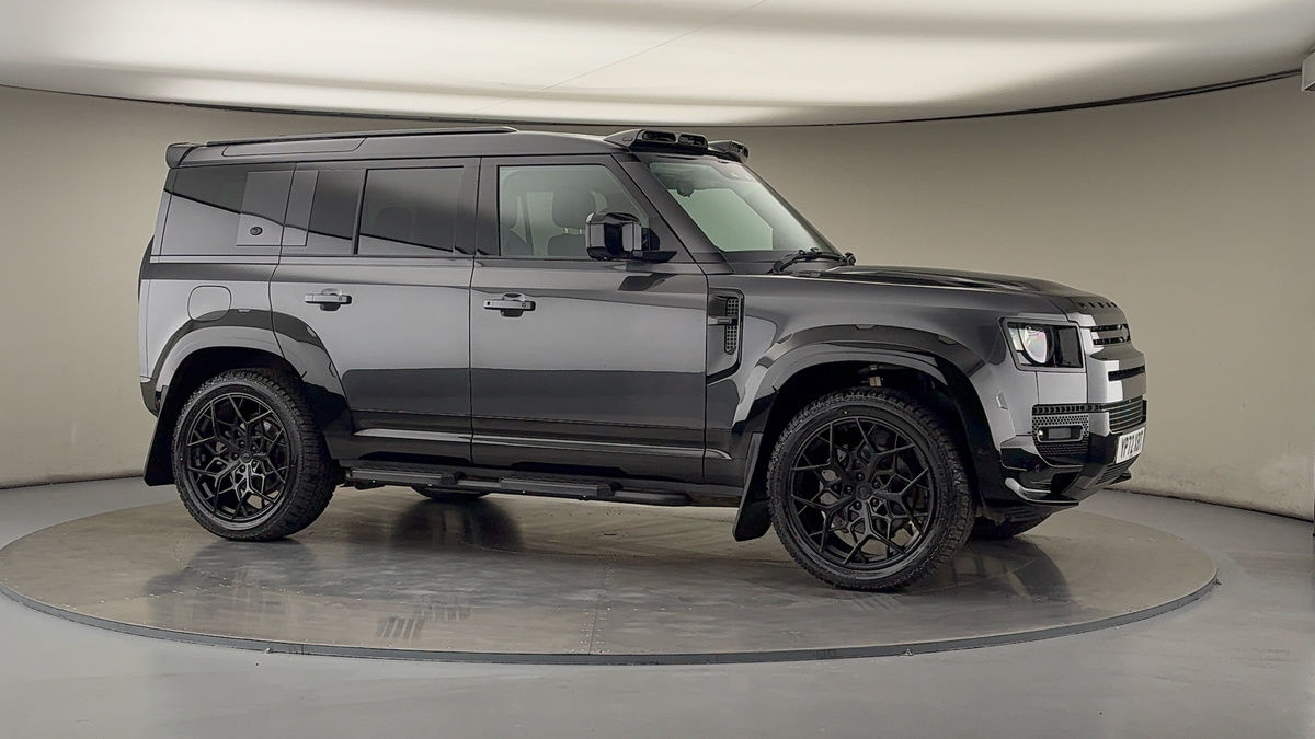 More views of Land Rover Defender 110
