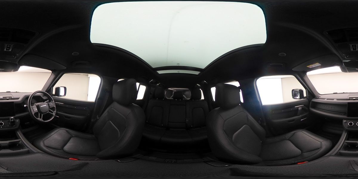 More views of Land Rover Defender 110