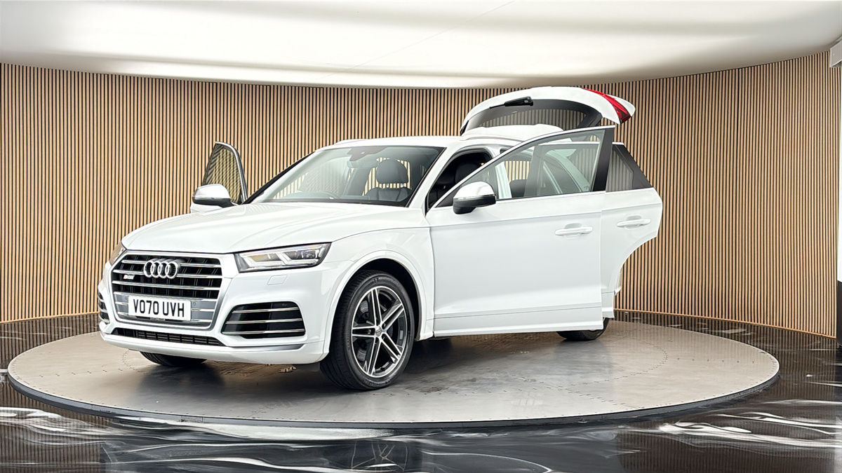 More views of Audi SQ5