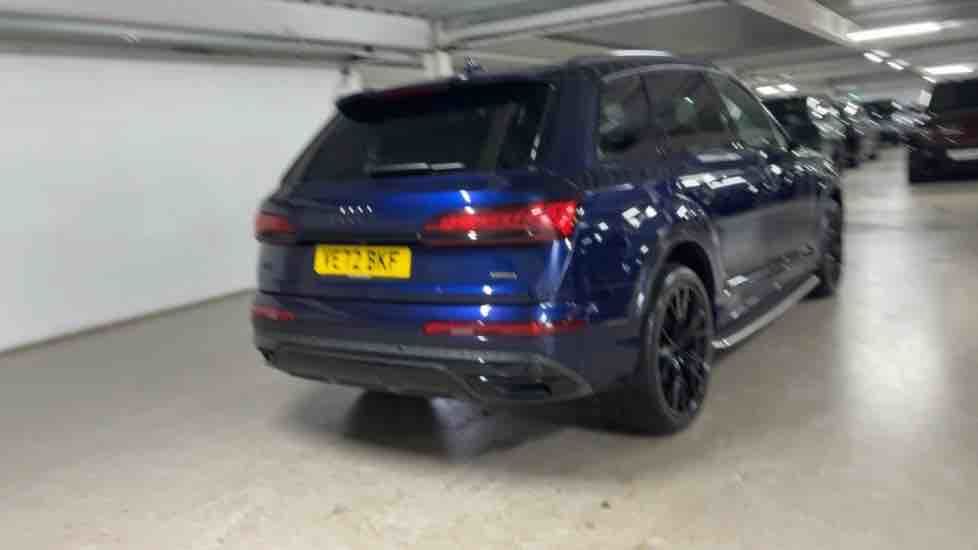 More views of Audi Q7